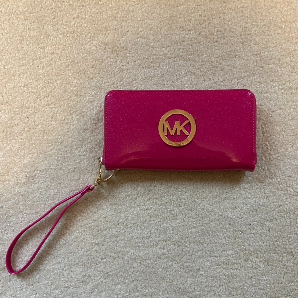 Michael Kors Pink Glitter Wallet